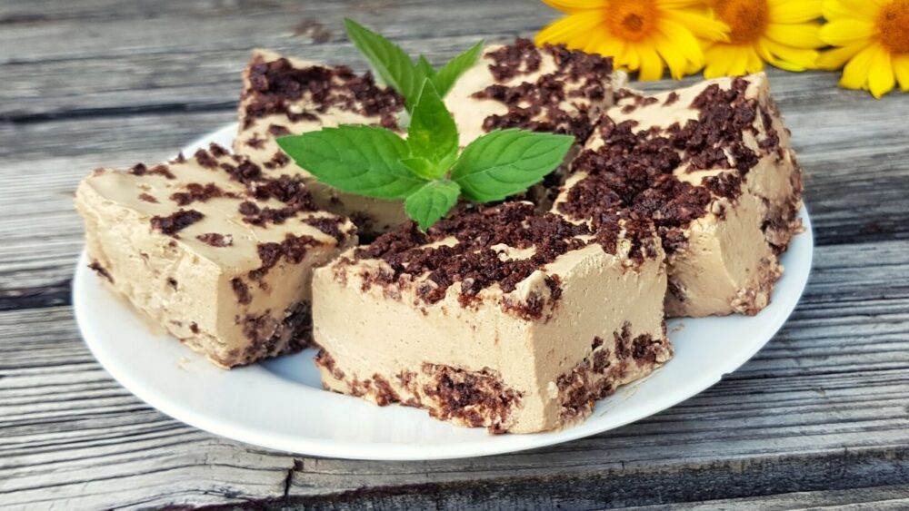 kawowe keto ciasto bez pieczenia